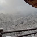 산골흙집 이미지