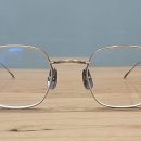 모먼트아이안경원 이미지