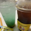 메가커피(군산명산1호점) 이미지