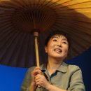 김성녀의 벽속의 요정 이미지