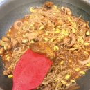 가구아저씨 | 쭈꾸미볶음 덜매운맛 캠핑용 밀키트 추천 | 캠핑요리 점빵아저씨 쭈꾸미볶음 후기