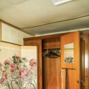 뒷등 하얀집 이미지