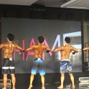 보디빌더 대회 이미지