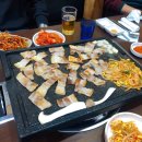 돼지랑이삼겹살 이미지