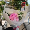 롯데마트 광교점 | 페이지그린 롯데마트 광교점 | 광교중앙역 근처 꽃다발 솔직후기