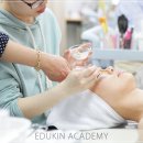 피부관리사 이미지