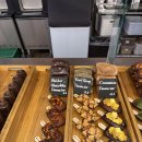 우드오븐 | 성수동 휘낭시에 맛집 도토리오븐 후기 디저트 카페 추천, 그릭요거트도 인기