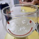 (주)농민마트 - 양평군 | ​[막걸리 추천] 비 오는 날 필수? NO! 언제 마셔도 맛있는 '지평생막걸리' 홈술 후기