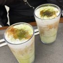 아롬나옴 | 요즘 뜬다는 묵호. 안가볼 수 없지(아롬베이크, 묵호김밥, 누데이크, 호텔 카라멜, 미유키말차, 라운드...