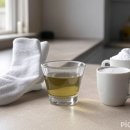 "흰 양말 찌든 때 '이것'이면 싹 지워집니다"…꾀죄죄한 양말 새하얗게 만드는 비결 3 이미지