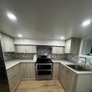 🏡✨ 새롭게 리노베이션된 지하실 전체 렌트 2인 $1600 (인터넷/유틸 포함) 미미코 Go 근처 지역South Etobicoke 이미지