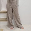 등원룩st 데일리룩×소비: 어그 디스케트/ 에밀 바닐라팬츠/ 시에 sie 아벨 팬츠/ <b>메이드</b><b>바이</b><b>위</b> 조거팬츠