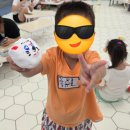 책과 함께 꼼지락 놀이 이미지