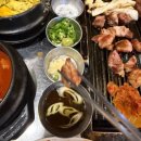 국제 세탁소 | 광주 상무지구맛집 국제연탄, 40년 넘은 세탁소에서 먹는 연탄구이 맛집 등갈비 후기