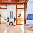 빨간 시골집 이미지