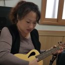 아자아자 우쿨렐레 이미지