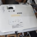 EPSON EB - 2255U빔프로젝터는 자체미러링이 됩니다. 이미지