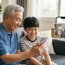 시니어를 위한 스마트폰 영상자서전 만들기 ‘디지털 라이프&스토리’ | 장롱 속 낡은 사진, AI로 5분 만에 복원하고 손주와 소통하는 법