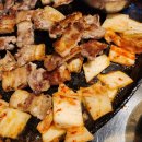 솥뚜껑 삼겹살 이미지