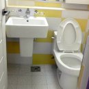 금성초등학교 화장실 이미지