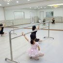 유연발레학원 이미지