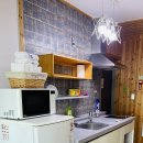 바다 위 언덕 이미지