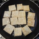 바로부침 | 최유라 맞간장으로 10분 만에 뚝딱 만든 초간단 두부부침 조림 레시피 후기