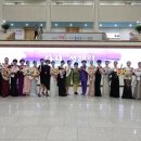 건강시니어 모델 워킹 이미지