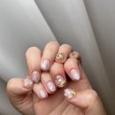네일곱다 | [내돈내산] 일 년 동안 문네일에서 시술받은 후기! 홍대 네일 서교동 네일 네일 추천