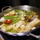 고기 굽는 남자 이미지