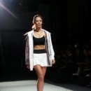 의상디자인 야간 이미지