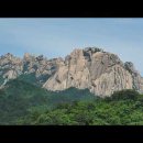 강원도 명산 살악산 여름맞이 만물상과 울산바위 이미지