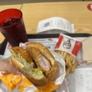 롯데마트 익산점 | KFC 익산롯데마트 징거타워버거 후기