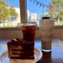 둔촌대로64번길 | 모란역 카페거리 플리마켓 데이트 | 보늬밤라떼가 너무 맛있었던 모젤온더테이블 후기