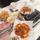 루비떡볶이 | [압구정로데오] 루비떡볶이 새우깡 떡볶이와 소시지 김밥 후기