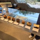 청풍발리호텔 | 제천 청풍호 카페 콘크리트월 추천 서리태 라떼 치즈 케이크 맛집