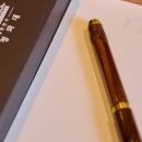 대통령 만년필 만든 ‘제나일’ 대표…“2시간 동안 주문 400건 쏟아져”﻿ 이미지