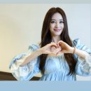 30대로 보인다는 50대 여배우 원피스 패션 이미지