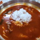 왕언니육칼밥 이미지