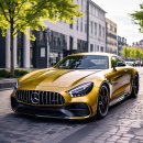 메르세데스-벤츠 AMG GT 쿠페2024: 고성능 스포츠카 이미지