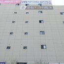 민윤기 치과의원 맞은편 전광판 | 울산 치과 추천 | 중구 서동 근처 아늑한 분위기의 <로원치과의원>