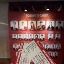 페브릭 아트-소품에 꽃이 피다 | 뮤지컬 킹키부츠 후기 ㅣ 송리단길 맛집을 곁들인 서울 나들이