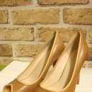 크록스 샌들 250, 나인웨스트토오픈힐 250, 자라쪼리 240~245, 여성원피스, 제이에스티나이어캡, 벤츠 키링 등등 이미지