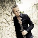 핑거스타일 기타 이미지