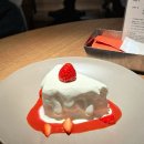 향기레스카페 | 오사카 난바 브런치 디저트 카페 맛집 타부레스 카페 TABLES CAFE 딸기 케이크 팬케이크 후기