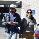 4/4 [엘리자베스 올슨 + 로비 아네트] 서점에서 나오는 길 이미지