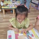 꿈꾸는 꼬마 예술가 이미지