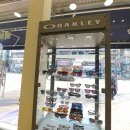 군포-산본-2005 | 오클리고글 : 금주의 인기 모델 4가지+베스트셀러 스포츠선글라스 가격 구매 매장