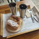 VOLT | 춘천 넓고, 레고가 가득한 카페 'CAFE DE 220VOLT' 후기