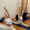 알아차림 요가 이미지